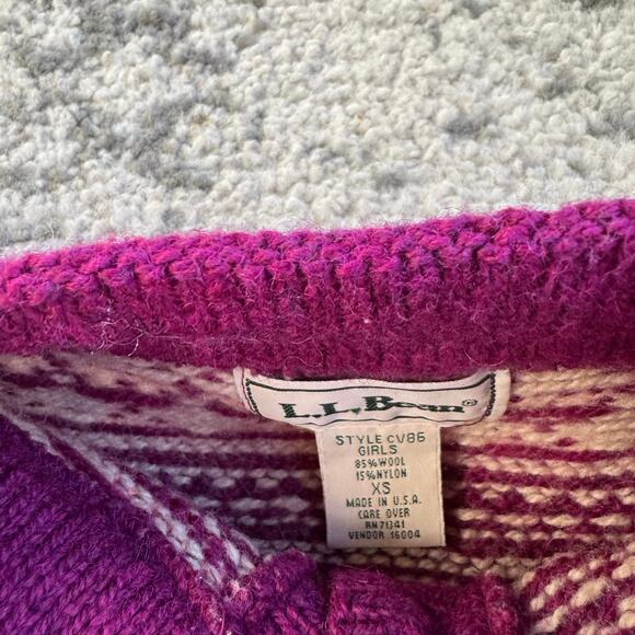Vintage 1990s L.L. Bean Snowflake Pattern Wool Girls Cardigan XS - Picture 3 of 6